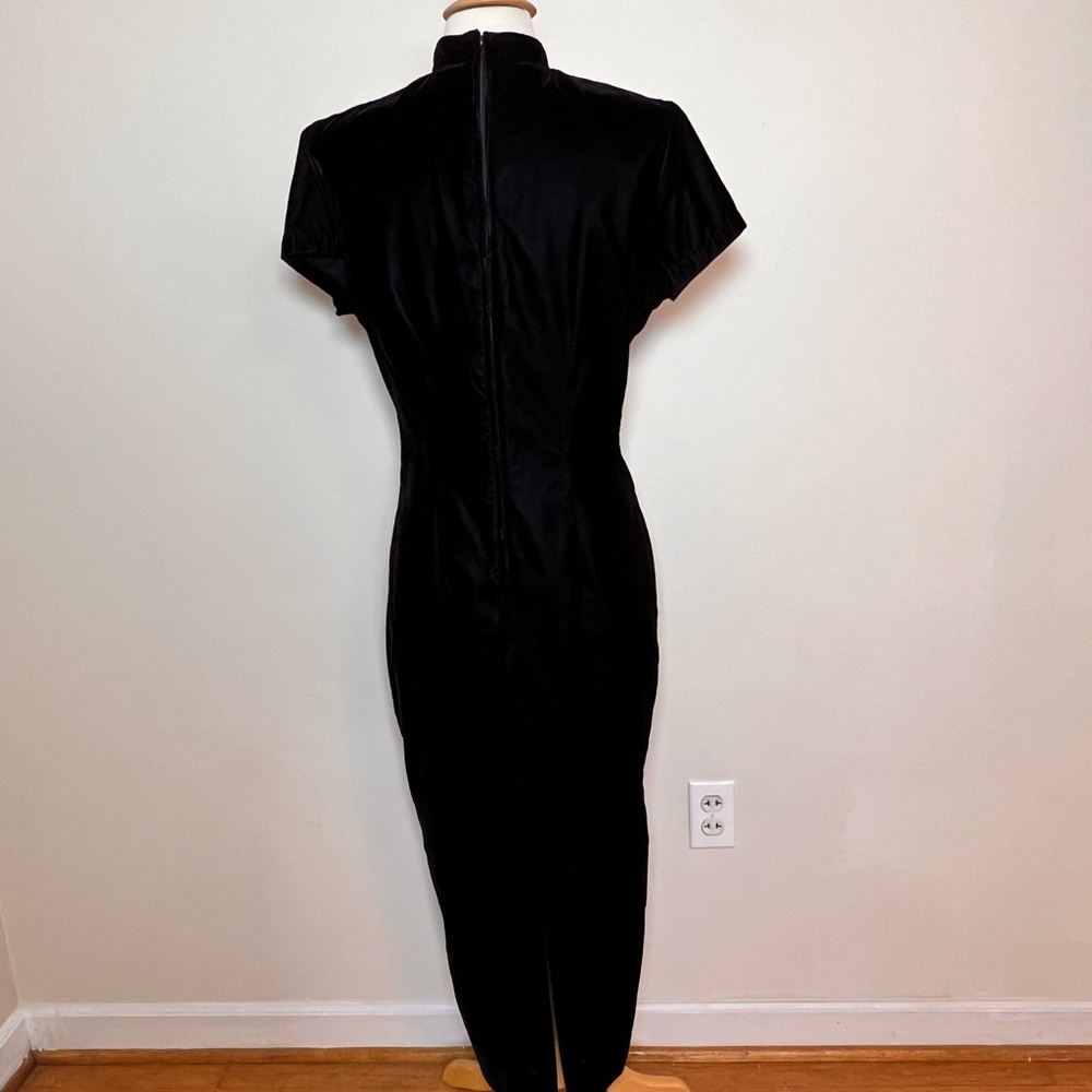 SOLD 1/2 My Michelle Retro Asian-inspired Black Velvet Dress, Size 11/12 Juniors - Picture 6 of 9